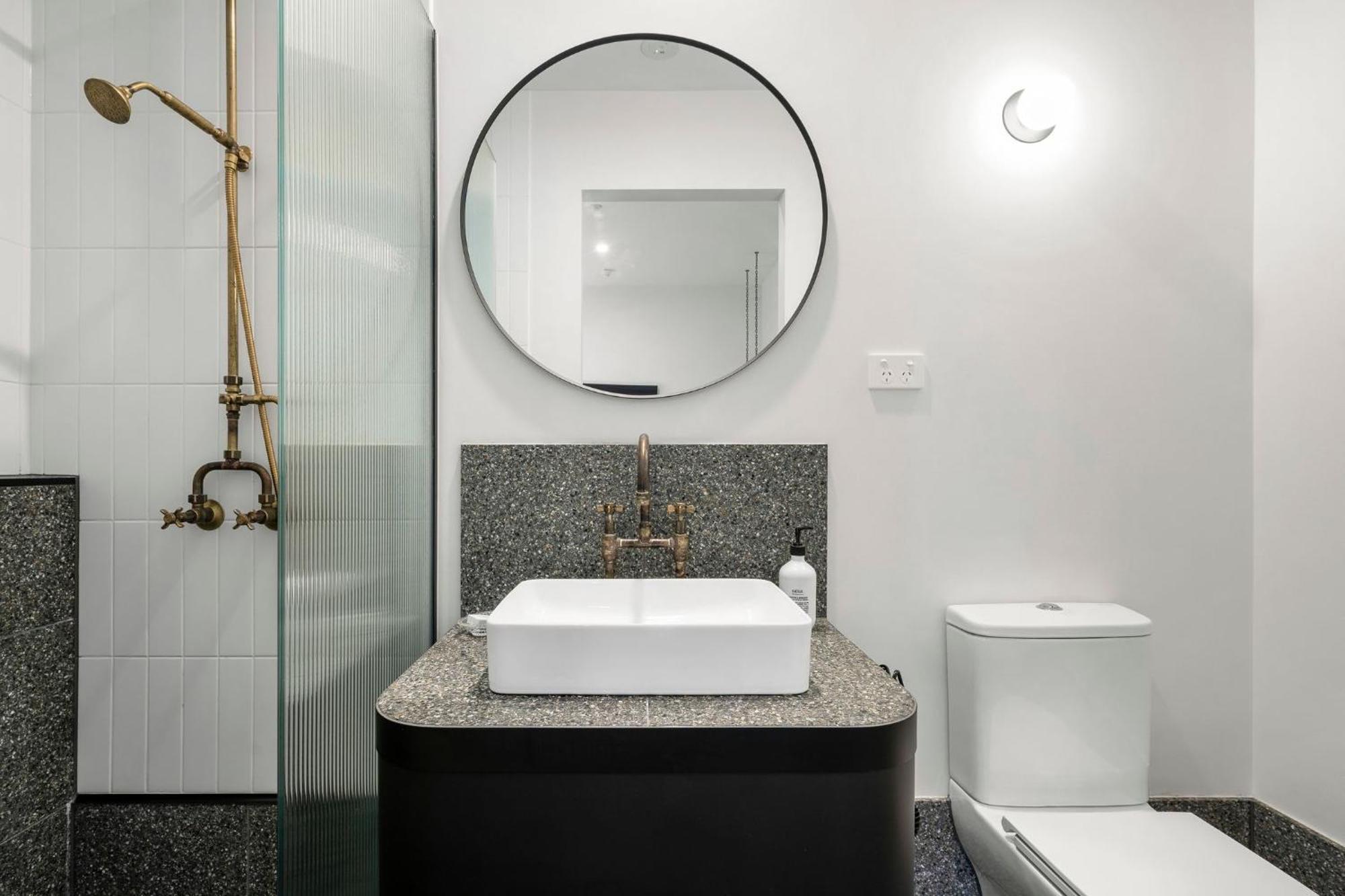 The Electric Hotel Geelong Exteriör bild